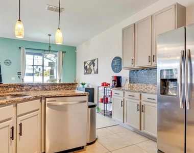345 Sonja Circle - Photo Thumbnail 10