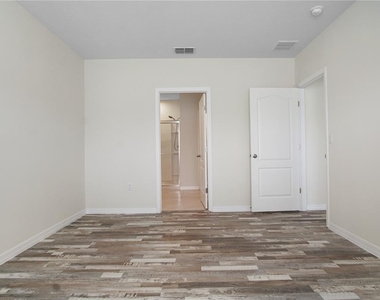 3189 Royal Tern Drive - Photo Thumbnail 12