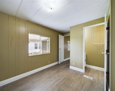 3502 Delaware Avenue - Photo Thumbnail 14
