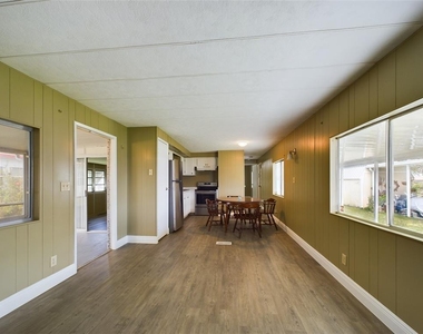 3502 Delaware Avenue - Photo Thumbnail 19