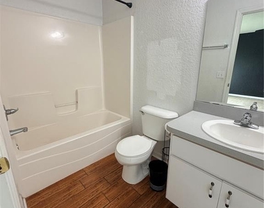 12335 Se 103rd Court - Photo Thumbnail 13