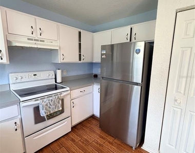 12335 Se 103rd Court - Photo Thumbnail 7