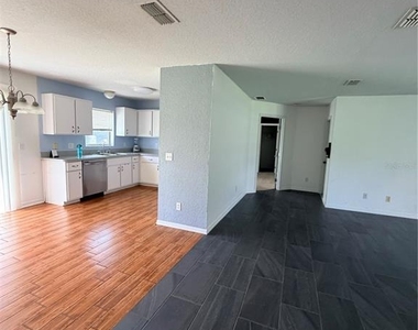 12335 Se 103rd Court - Photo Thumbnail 4