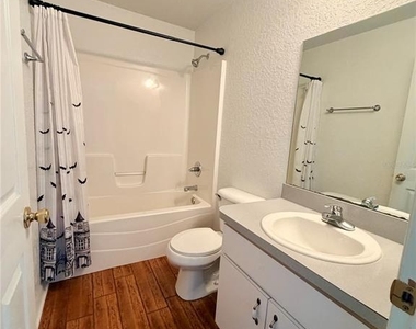 12335 Se 103rd Court - Photo Thumbnail 18