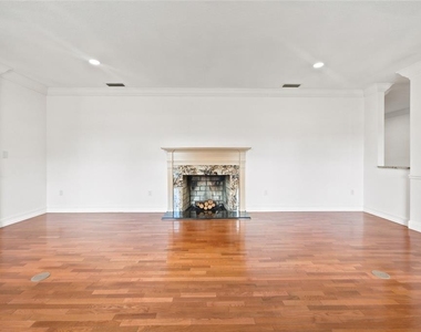 7860 Nw 56th Place - Photo Thumbnail 6