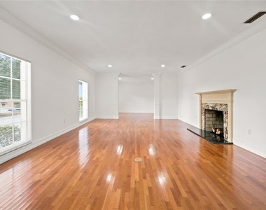 7860 Nw 56th Place - Photo Thumbnail 5