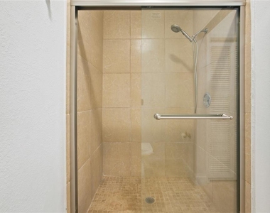 7860 Nw 56th Place - Photo Thumbnail 20
