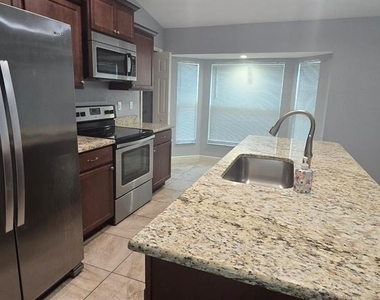 32 Pine Ct Loop - Photo Thumbnail 9