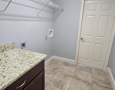32 Pine Ct Loop - Photo Thumbnail 13