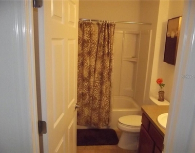2022 Chesapeake Place - Photo Thumbnail 11