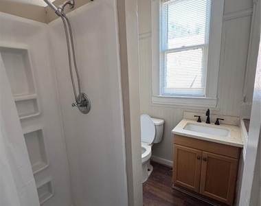 114 Ne Tuscawilla Avenue - Photo Thumbnail 4