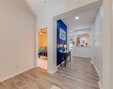 130 Orange Cosmos Boulevard - Photo Thumbnail 2