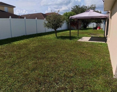 3020 Eagle Crossing Drive - Photo Thumbnail 13