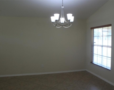 3020 Eagle Crossing Drive - Photo Thumbnail 1