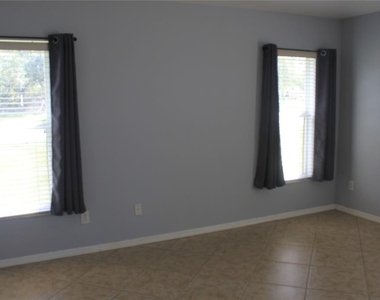 3020 Eagle Crossing Drive - Photo Thumbnail 15