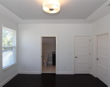 2505 Depauw Avenue - Photo Thumbnail 13
