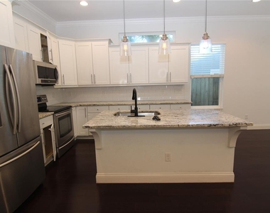 2505 Depauw Avenue - Photo Thumbnail 8