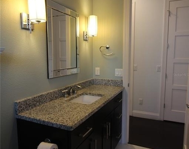 2505 Depauw Avenue - Photo Thumbnail 5