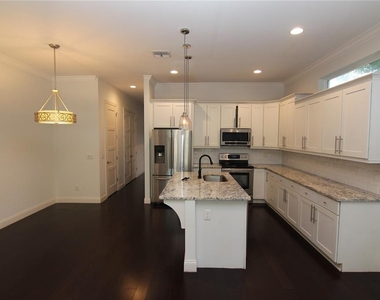 2505 Depauw Avenue - Photo Thumbnail 10