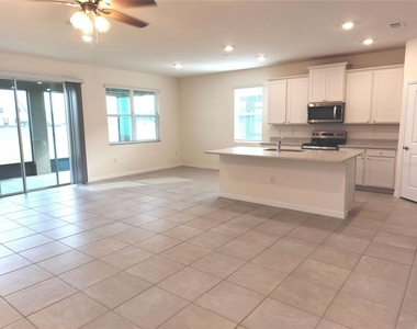 3140 Canopy Oak Boulevard - Photo Thumbnail 4