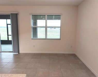 3140 Canopy Oak Boulevard - Photo Thumbnail 7