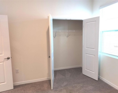 3140 Canopy Oak Boulevard - Photo Thumbnail 28