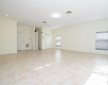 3774 Eagle Isle Circle - Photo Thumbnail 57