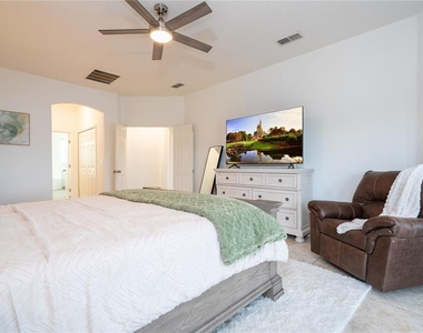3774 Eagle Isle Circle - Photo Thumbnail 30