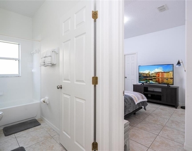 3774 Eagle Isle Circle - Photo Thumbnail 47
