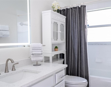 3774 Eagle Isle Circle - Photo Thumbnail 49