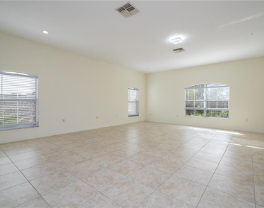 3774 Eagle Isle Circle - Photo Thumbnail 60