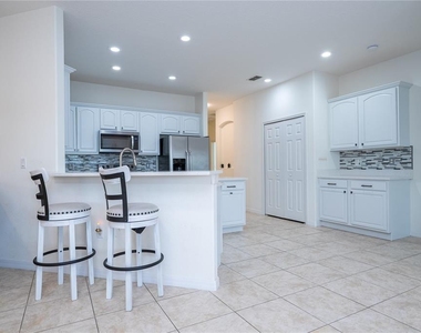 3774 Eagle Isle Circle - Photo Thumbnail 20