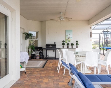 3774 Eagle Isle Circle - Photo Thumbnail 5