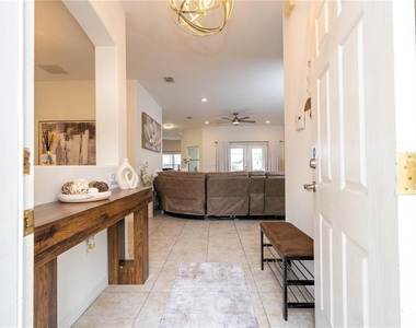 3774 Eagle Isle Circle - Photo Thumbnail 7