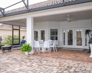 3774 Eagle Isle Circle - Photo Thumbnail 6