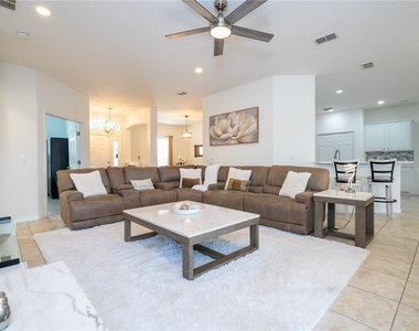 3774 Eagle Isle Circle - Photo Thumbnail 14