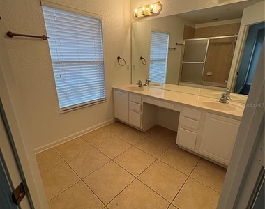 6302 Daysbrook Drive - Photo Thumbnail 15