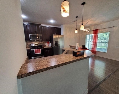 355 Granada Boulevard - Photo Thumbnail 4