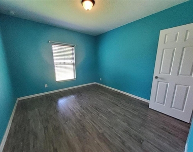 355 Granada Boulevard - Photo Thumbnail 24