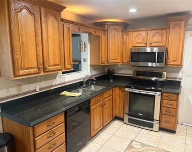 3690 Dale Court - Photo Thumbnail 13