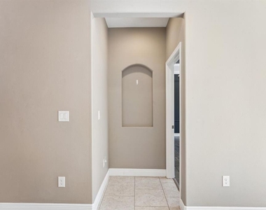 1756 Tonka Terrace - Photo Thumbnail 21