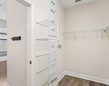 1756 Tonka Terrace - Photo Thumbnail 30