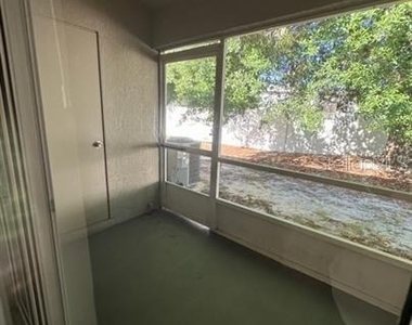 2147 Cypress Bay Boulevard - Photo Thumbnail 11