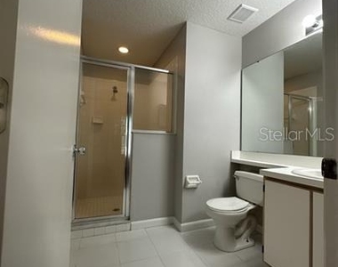 2147 Cypress Bay Boulevard - Photo Thumbnail 9