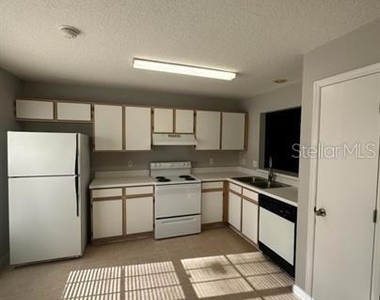 2147 Cypress Bay Boulevard - Photo Thumbnail 1