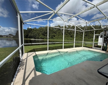 158 Magic Landings Boulevard - Photo Thumbnail 16