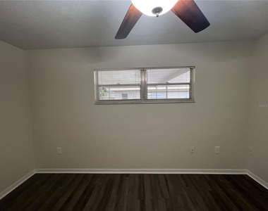 2406 Musselwhite Ave - Photo Thumbnail 8
