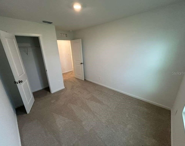 1553 Plank Place - Photo Thumbnail 12
