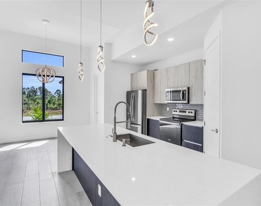 9176 Arrid Circle - Photo Thumbnail 40