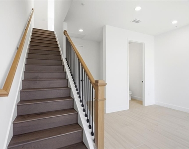 2130 Whitney Marsh Alley - Photo Thumbnail 2
